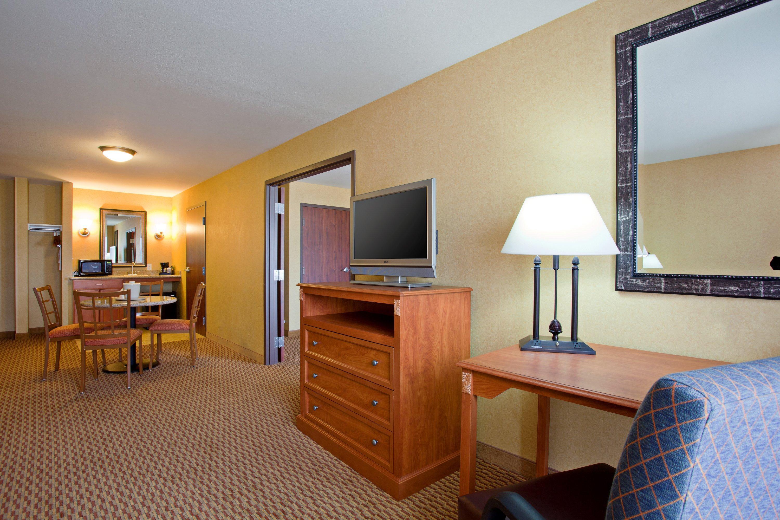 Express Ontario By Ihg Hotel 2*