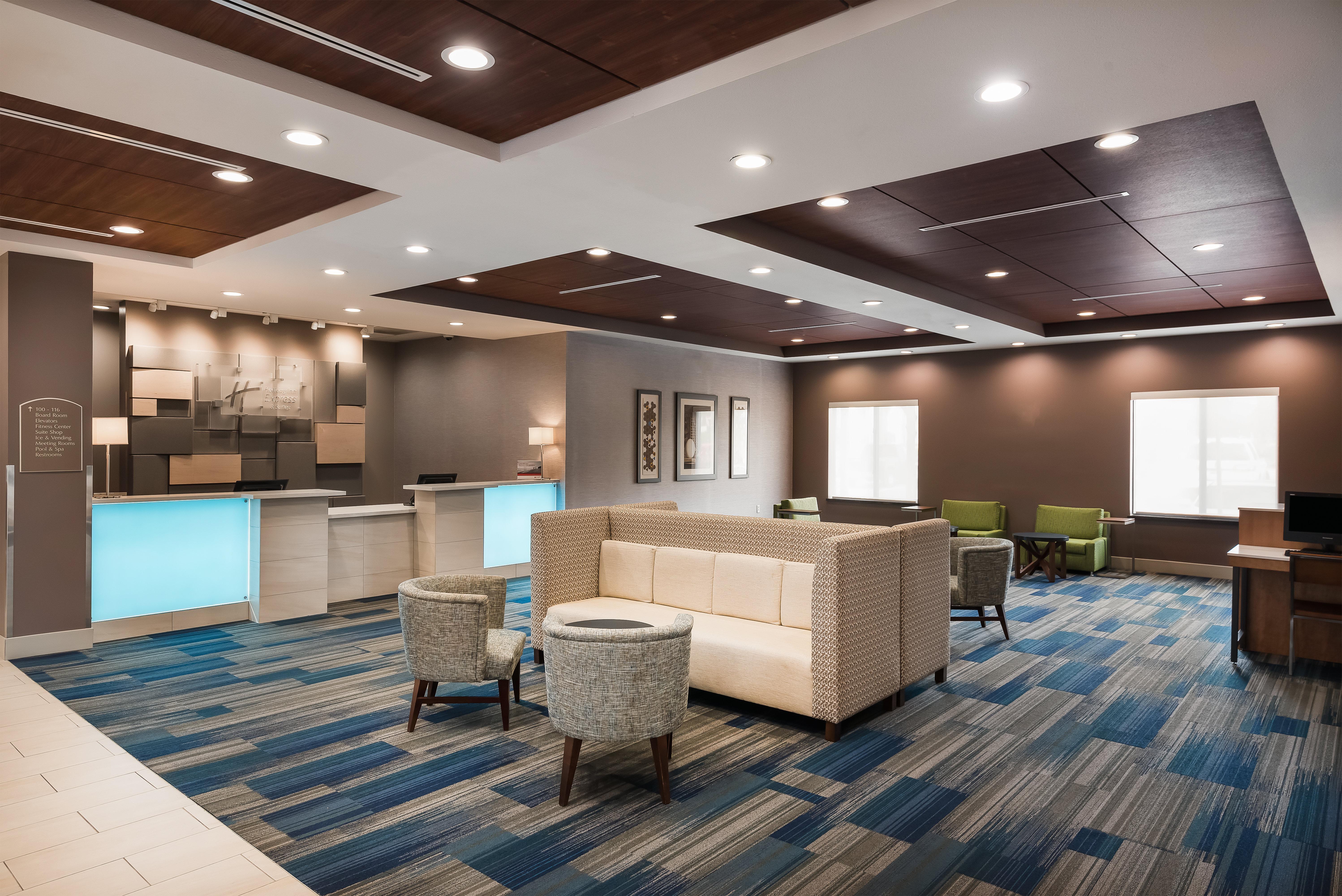 Hotel Express Ontario By Ihg 2*