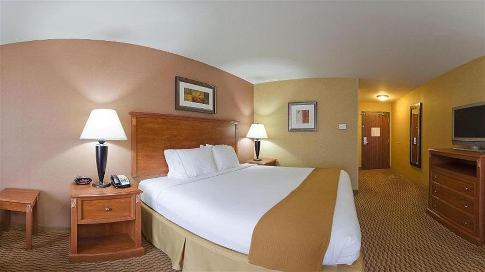Express Ontario By Ihg 2*