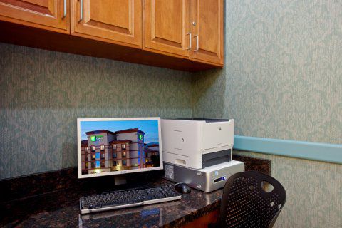Express Ontario By Ihg 2*