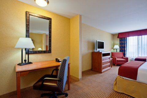 Express Ontario By Ihg 2*
