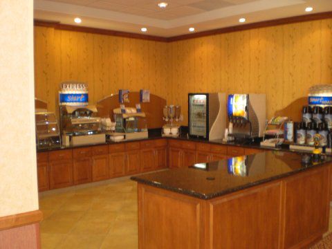Express Ontario By Ihg 2* Creekside